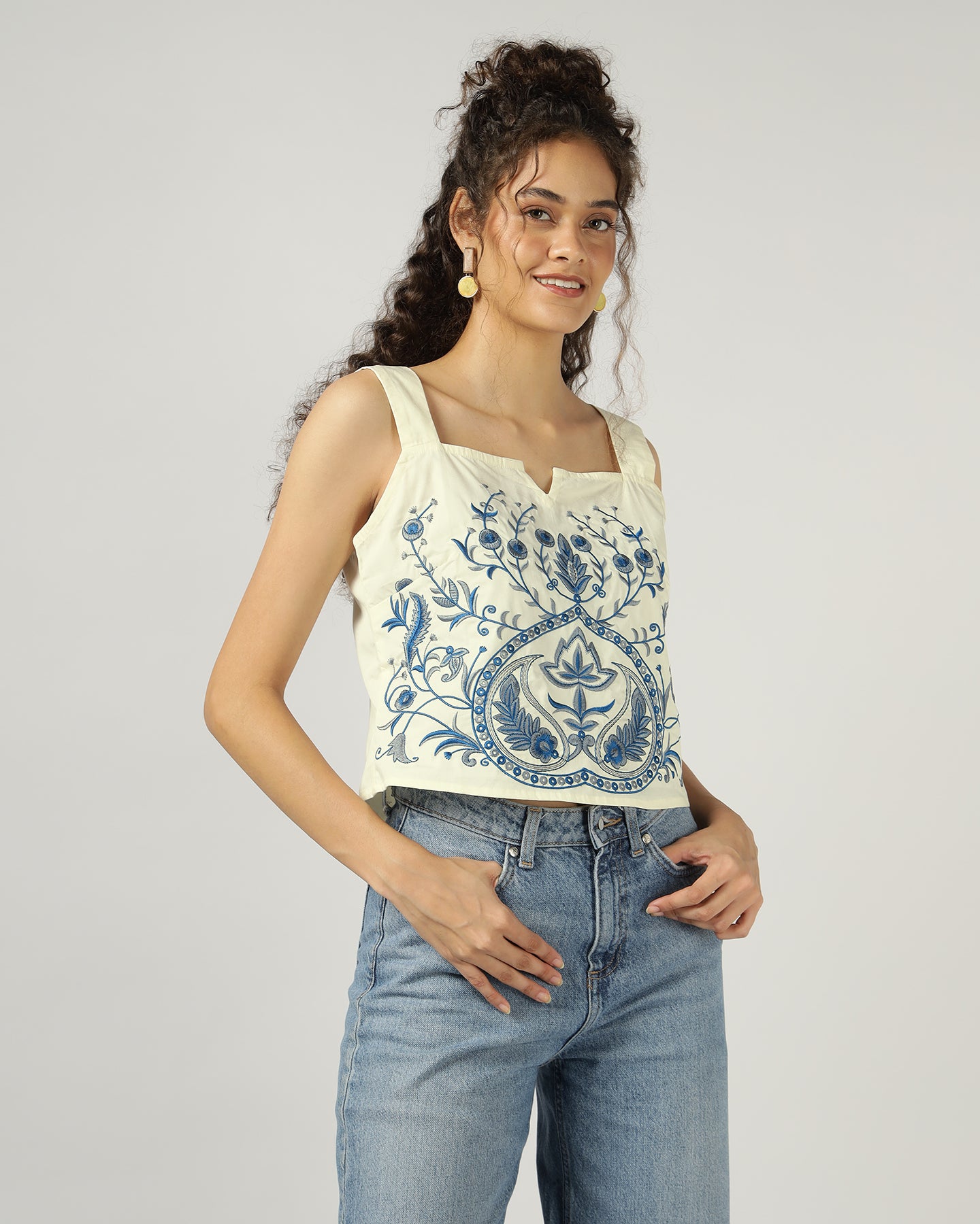 Off white Fully embroidered strap top - 3042