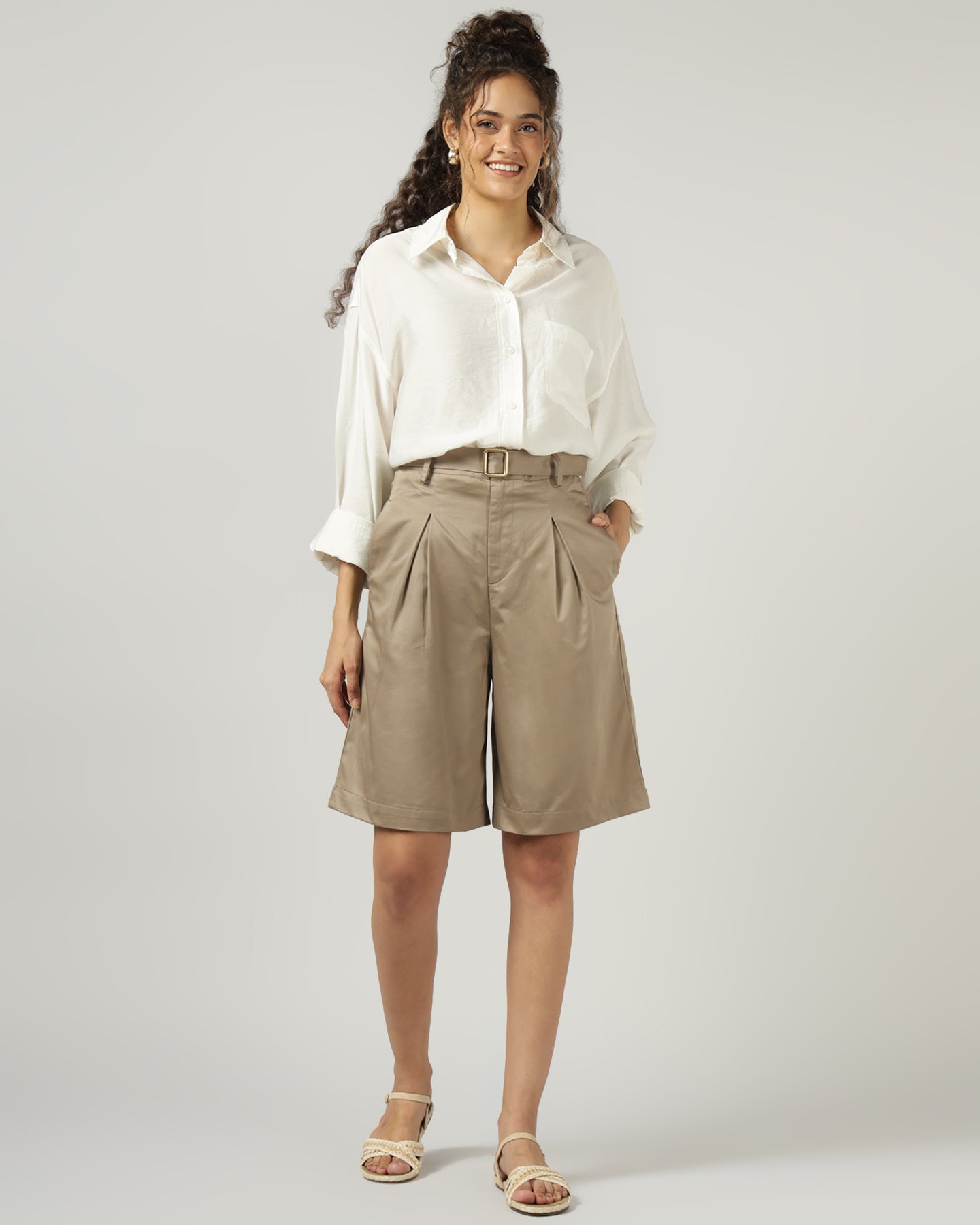 Women’s Khaki Pleated Shorts with Belt - 3051