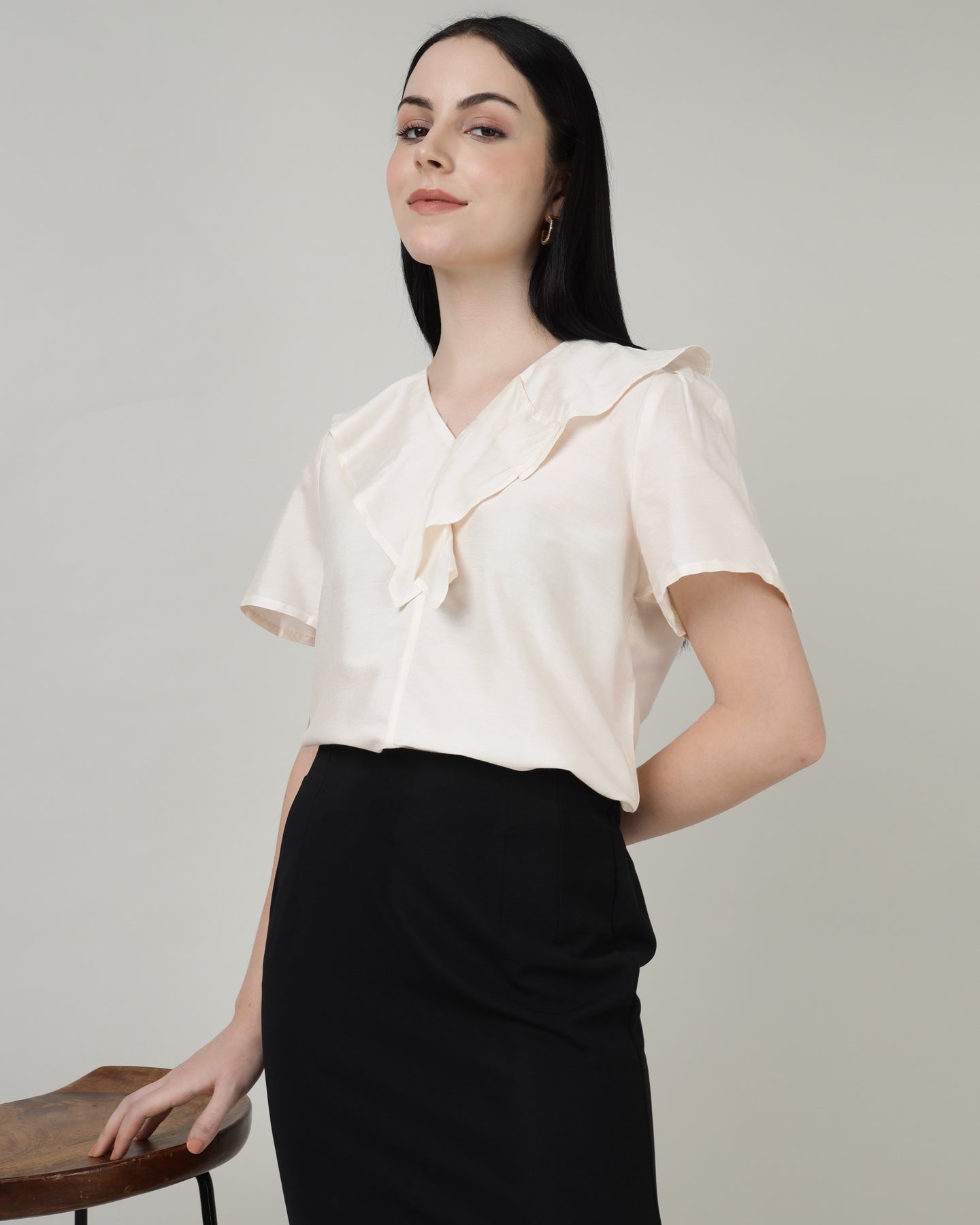 Women’s Off-White Cascade V-Neck Top - 2967