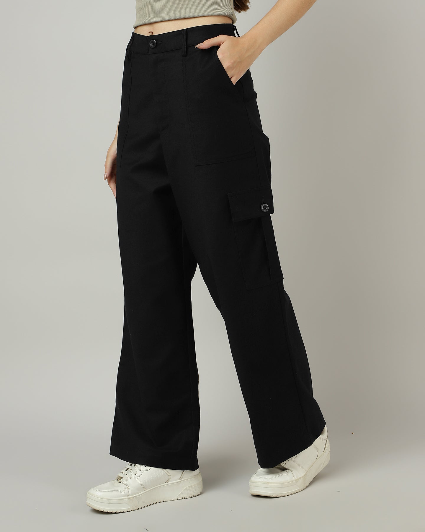 Women’s Black Wide-Leg Cargo Pants with Flap Pockets - 3053