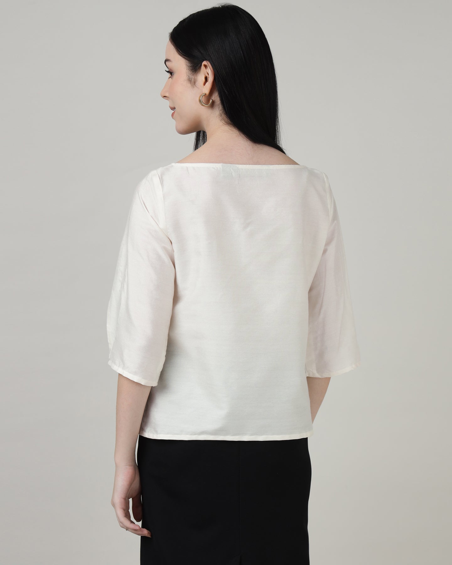 Women’s Off-White Split Long Sleeve Boat Neck Top - 2966
