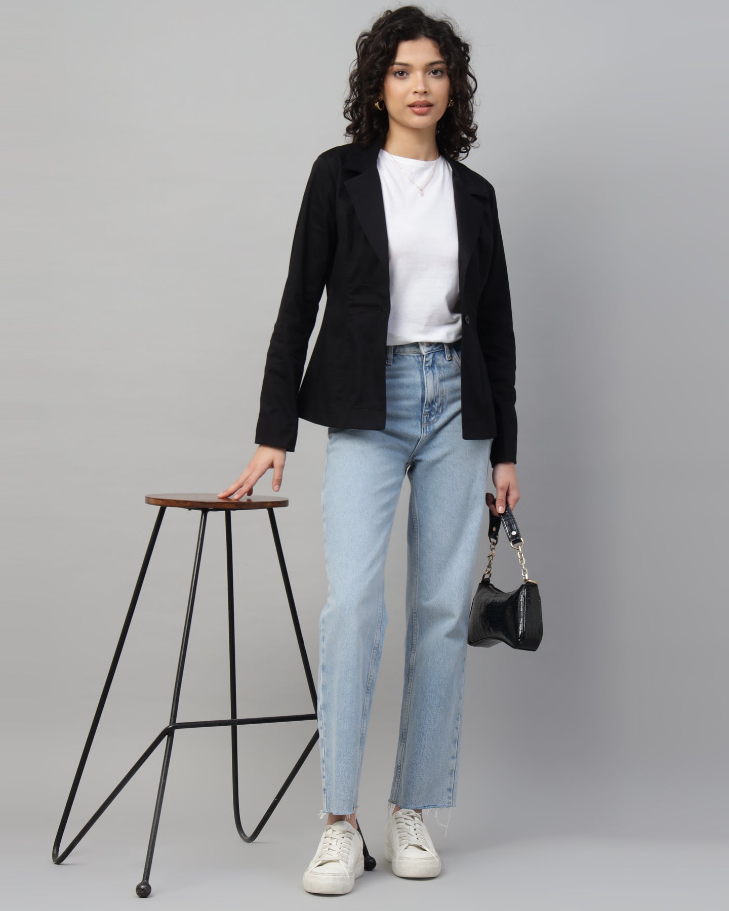 Women’s Black Notched Lapel Blazer – Long Sleeve, Regular Fit, Single-Breasted -2952