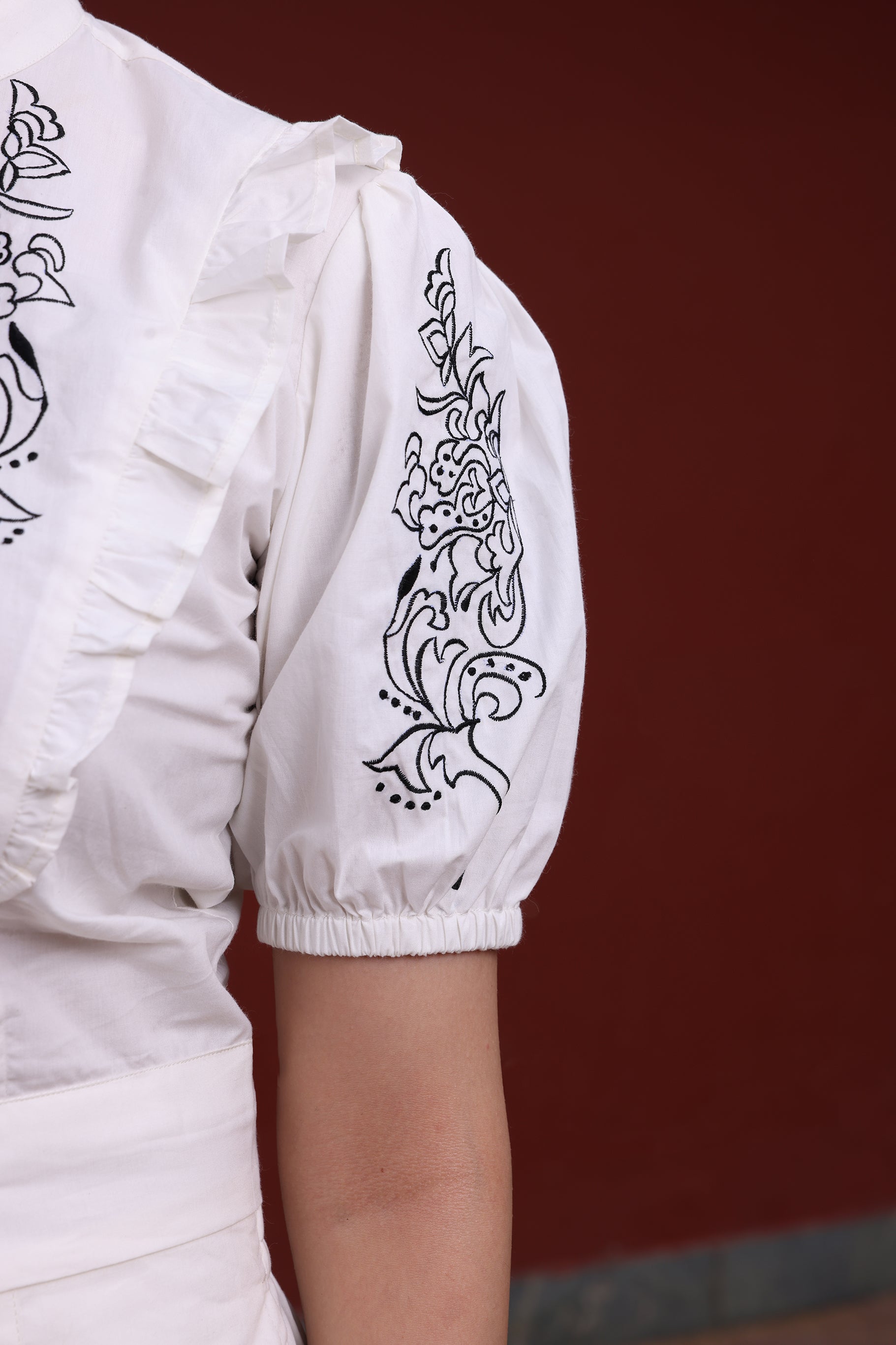 Women’s White Embroidered Poplin Co-ord Set – Two-Piece Outfitt -1542
