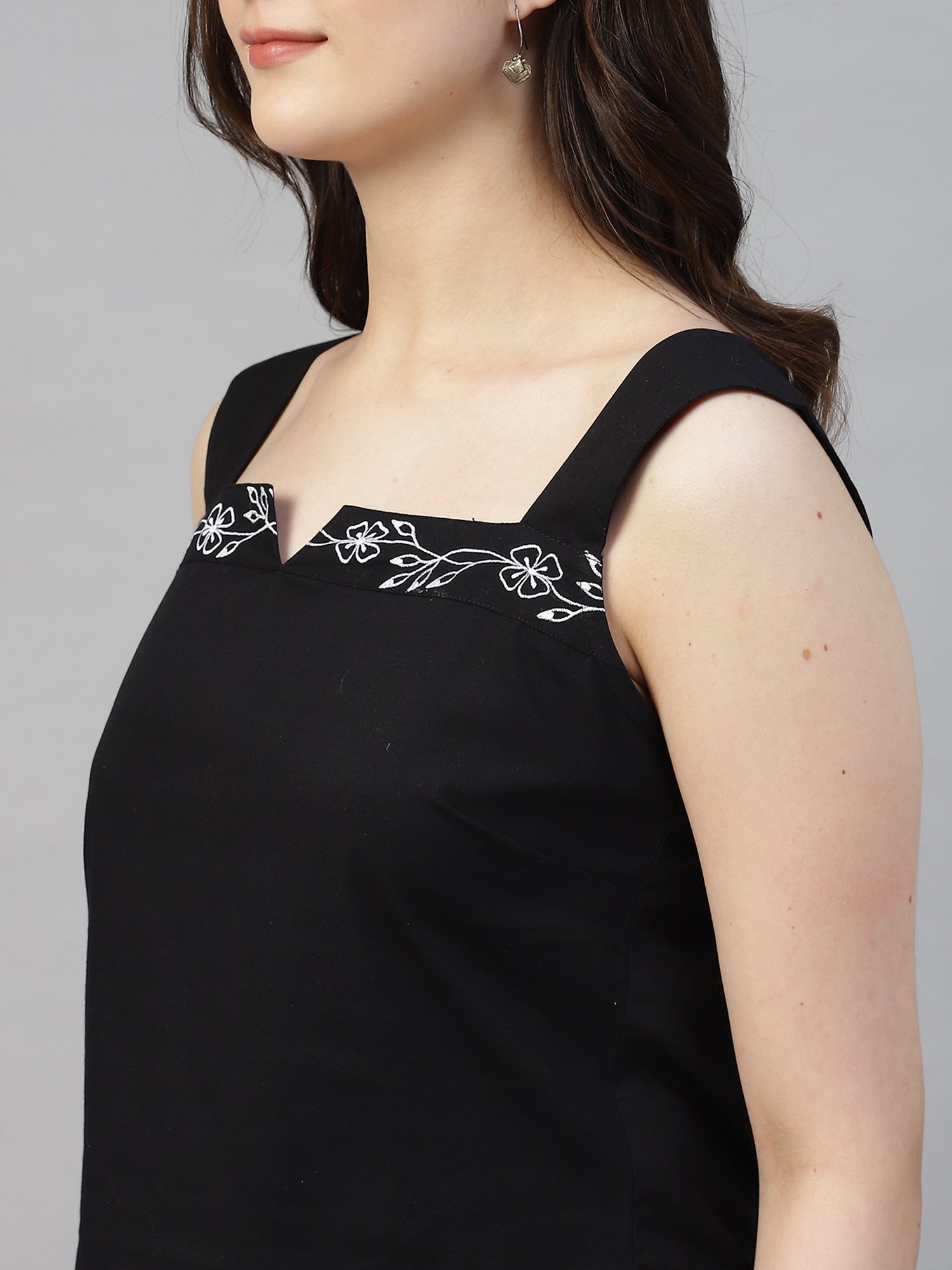 Women’s Black Poplin Embroidered Co-ord Set – Two-Piece Outfit -2944