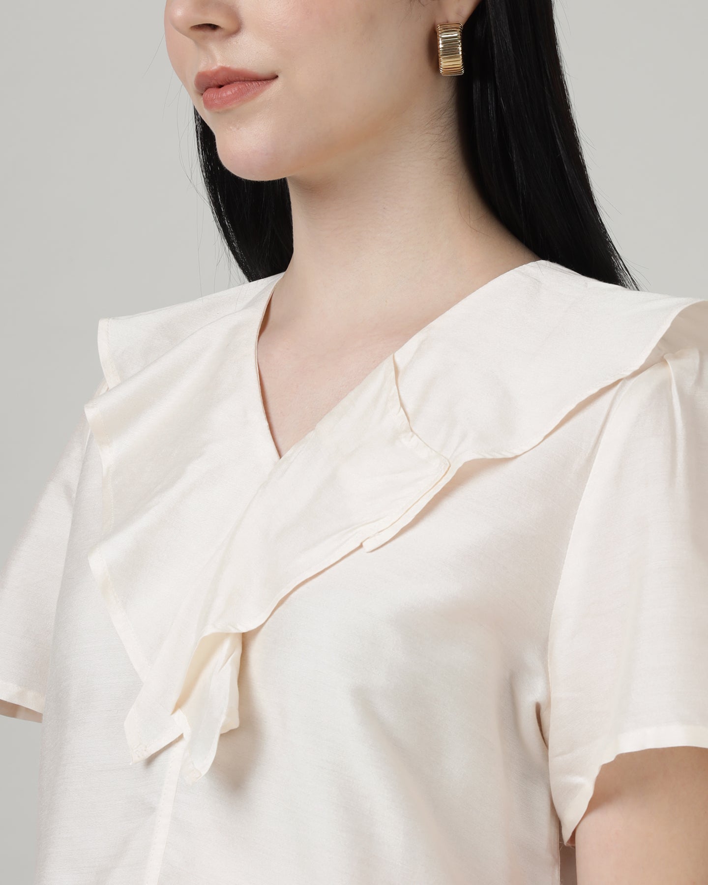 Women’s Off-White Cascade V-Neck Top - 2967