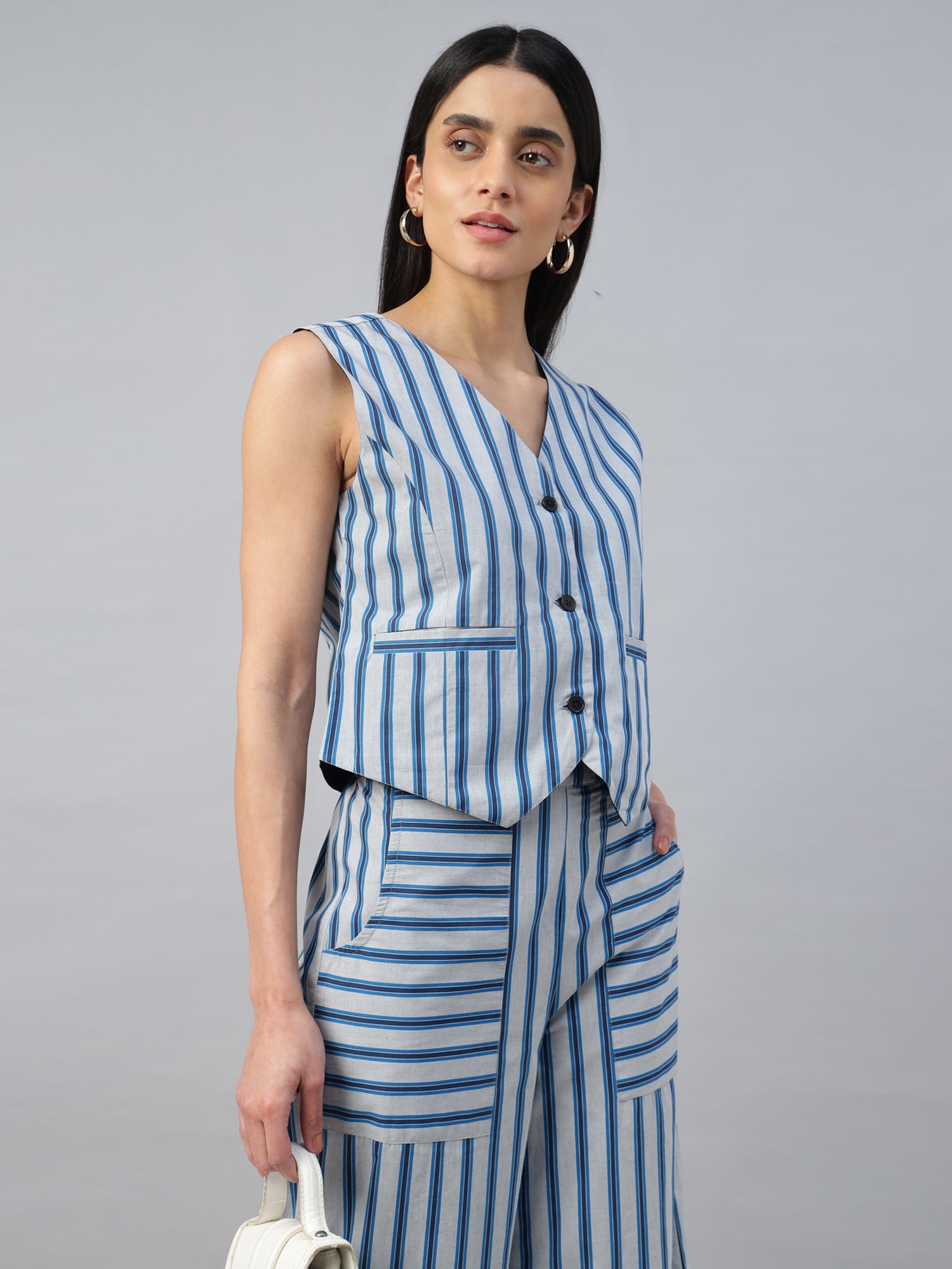 Women’s V-Neck Sleeveless Striped Vest - 2943