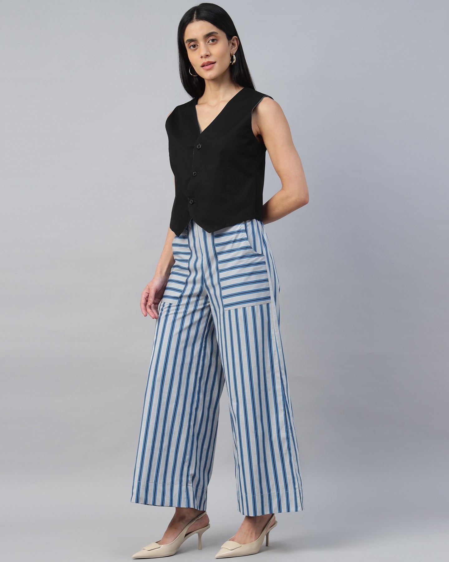 Women’s V-Neck Sleeveless Striped Vest - 2943