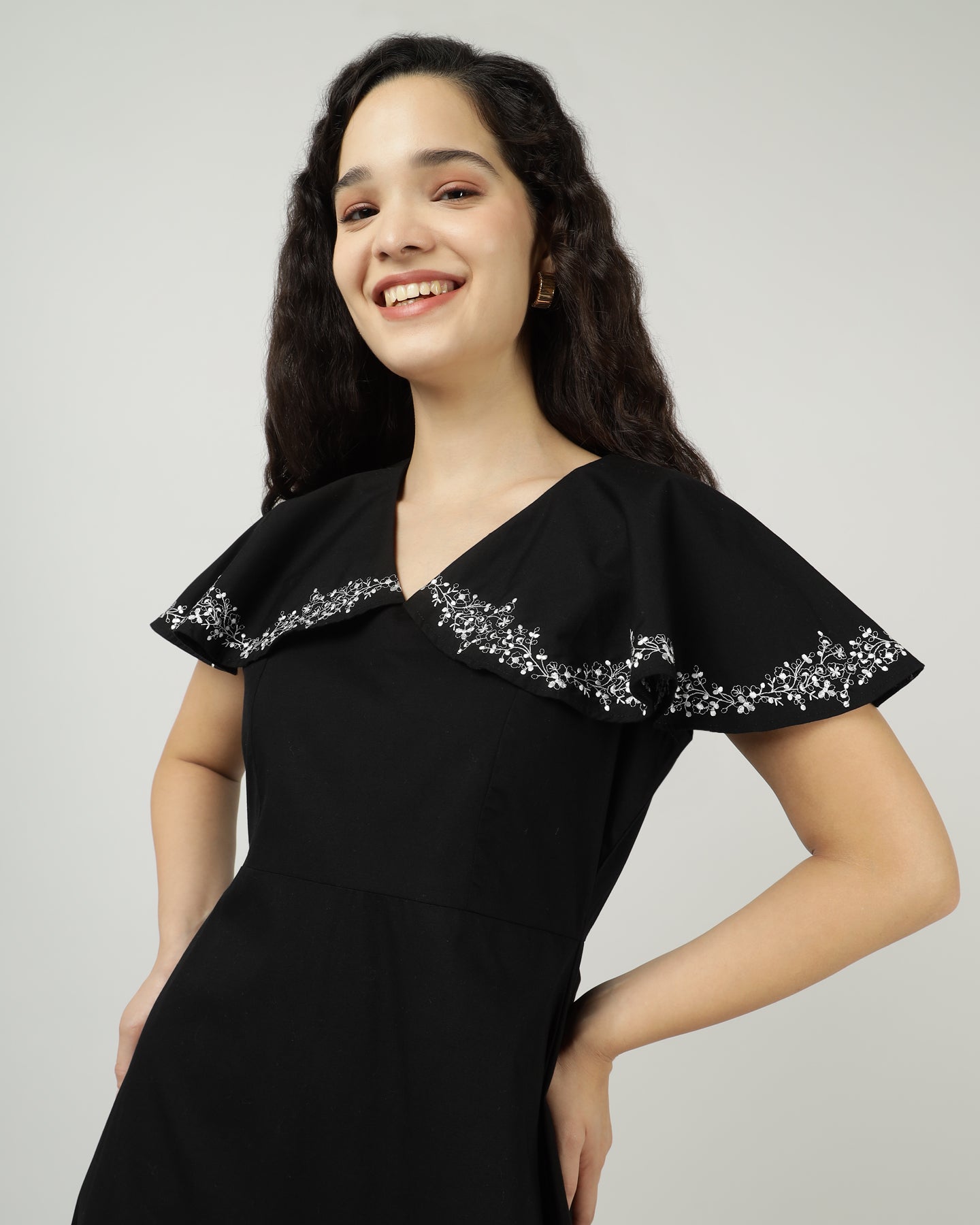 Black Embroidered Maxi Dress - 3008