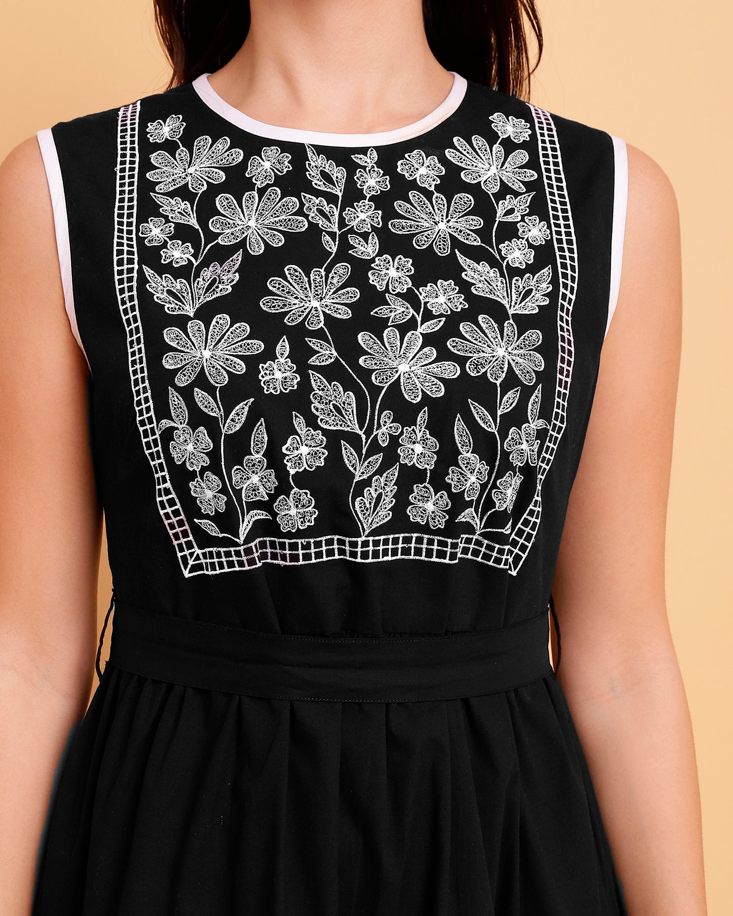 Women’s Black Yoke Embroidered Poplin Midi Dress - 1569