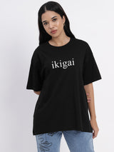 Black oversized top with a striking Ikigai design - 2852