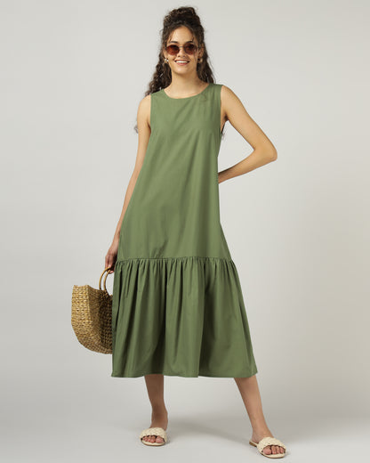 Green Sleeveless maxi dress with gathered hem - 3045