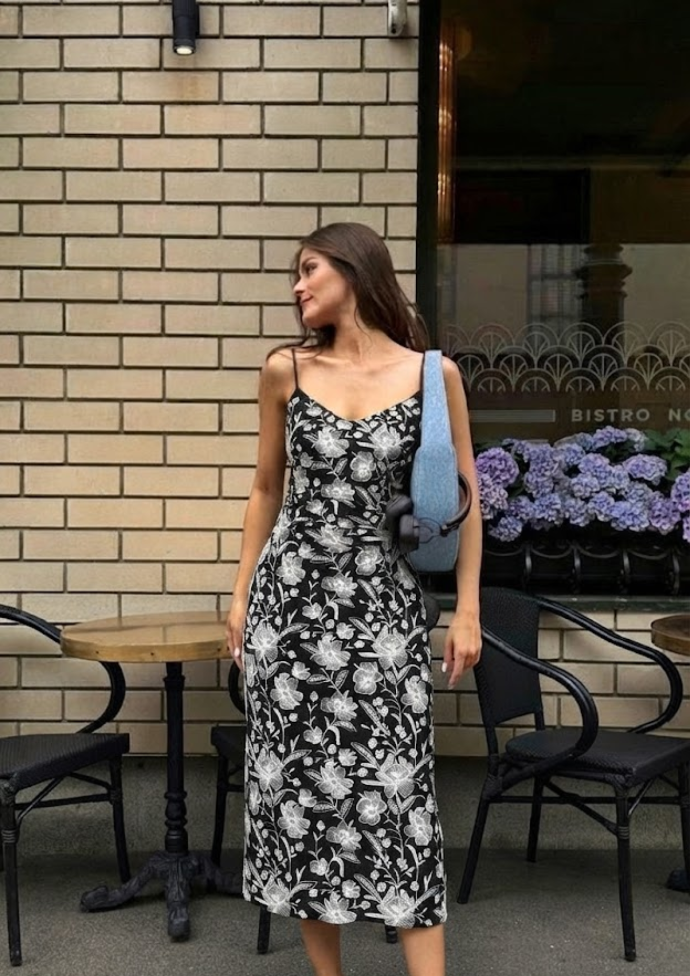 Embroidered Black Poplin dress - 2822