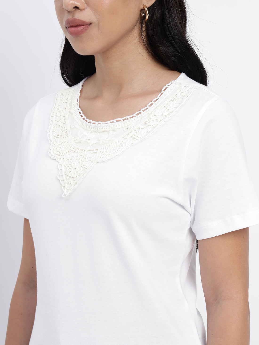 White lace T-shirt in a stunning monochromatic design - 2777