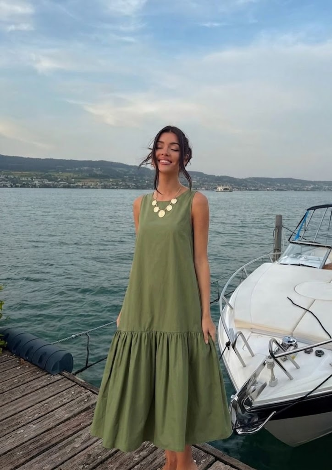 Women’s Green Sleeveless Maxi Dress with Gathered Hem - 3045