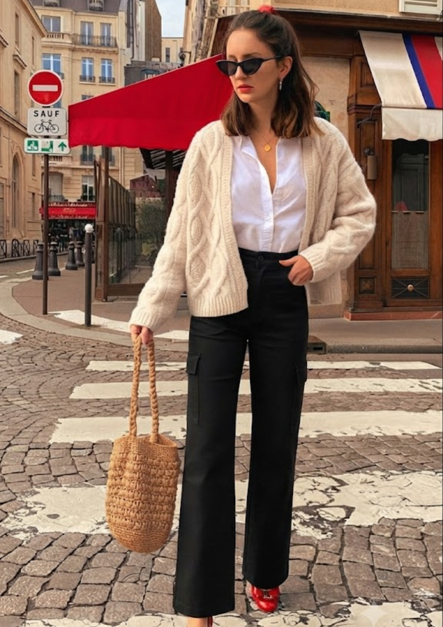 Women’s Black Wide-Leg Cargo Pants with Flap Pockets - 3053
