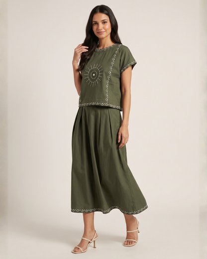 Sands of India Women’s Embroidered Forest Green Boxy Crop Top &amp; A-Line Skirt Co-ord Set - 3154