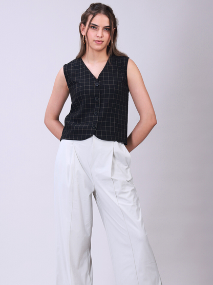 Women’s Black V-Neck Sleeveless Vest in Checked Fabric- 3071
