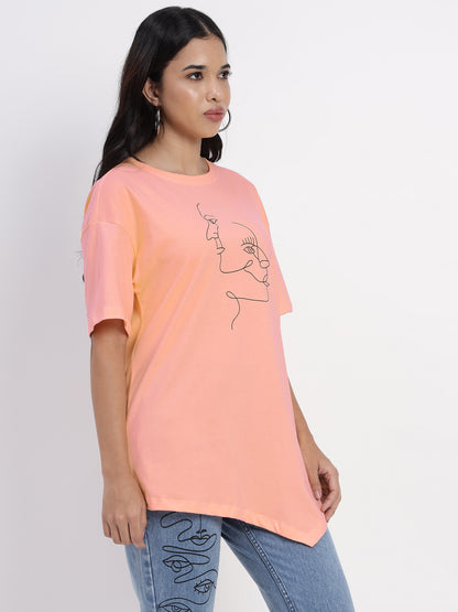 Peach-coloured T-shirt with abstract face print- 2774