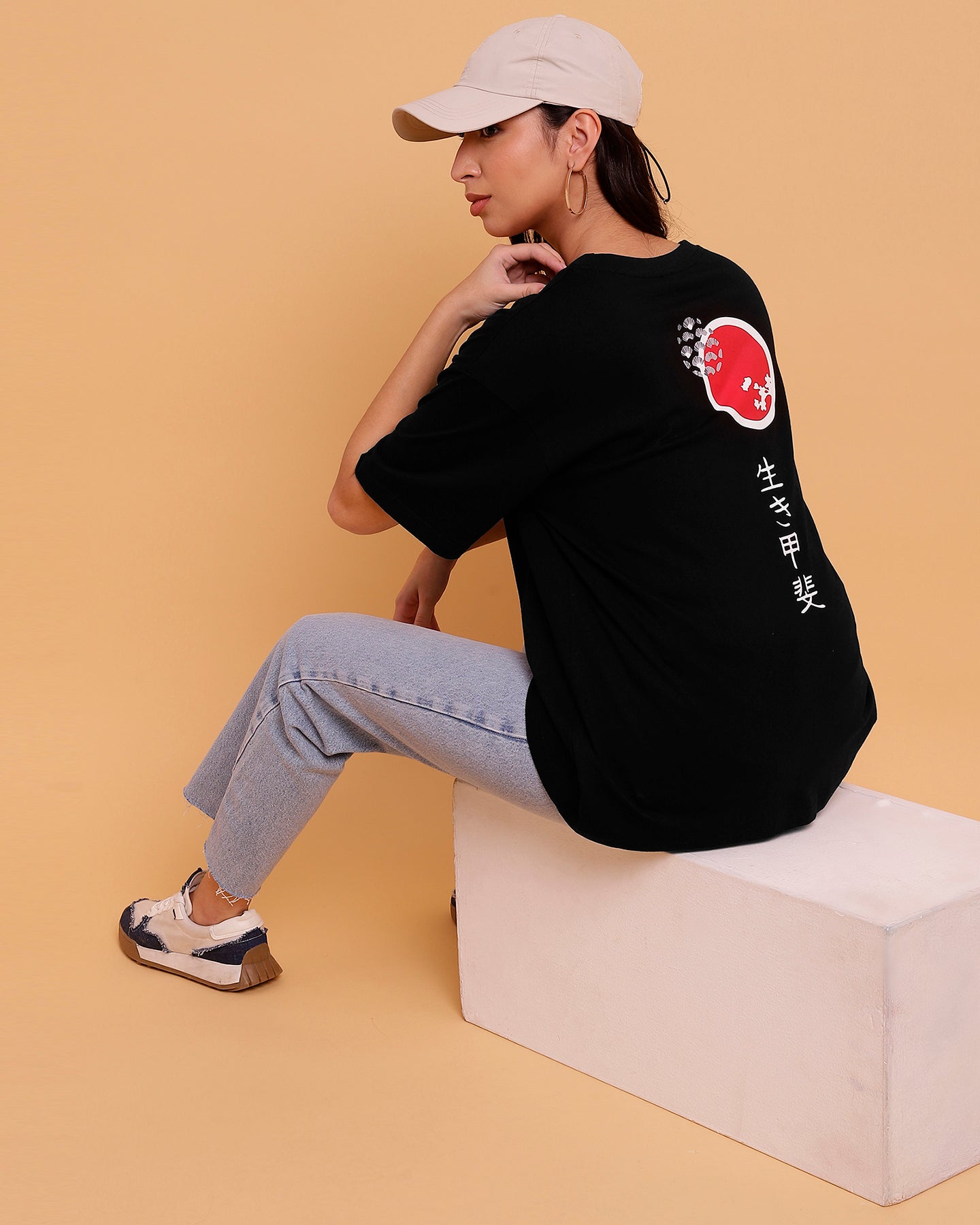 Black Unisex T-Shirt with Ikigai Print - 2852