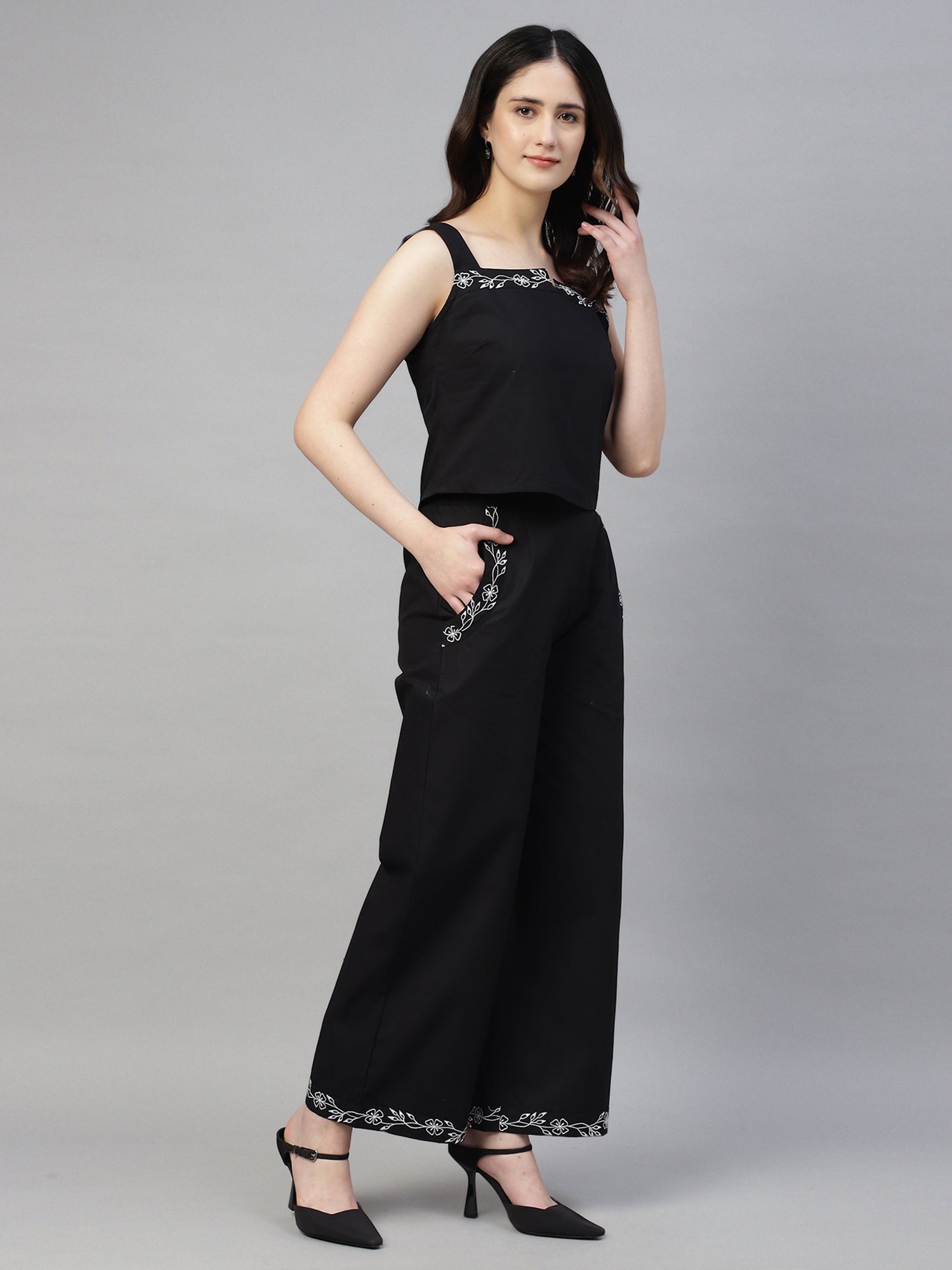 BLACK POPLIN EMBROIDERED CORD SET-2944