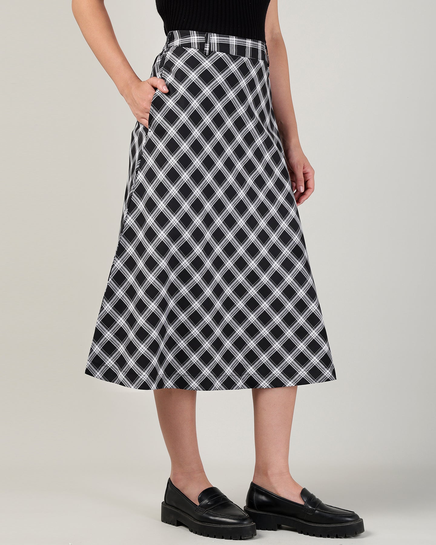 Women’s Black &amp; White Check High-Waist Bias-Cut A-Line Midi Skirt -3110