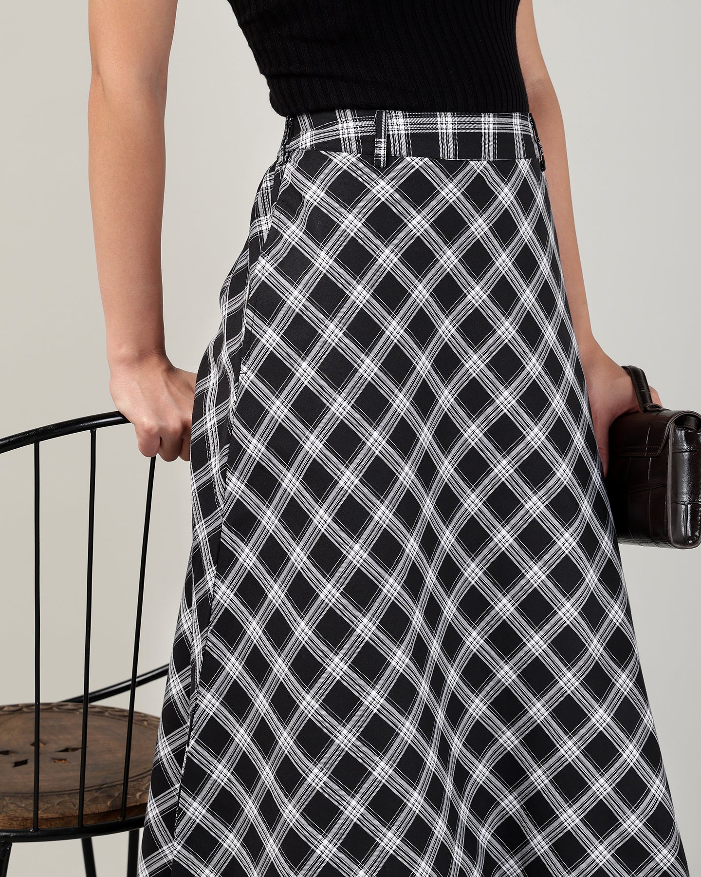 Women’s Black &amp; White Check High-Waist Bias-Cut A-Line Midi Skirt -3110
