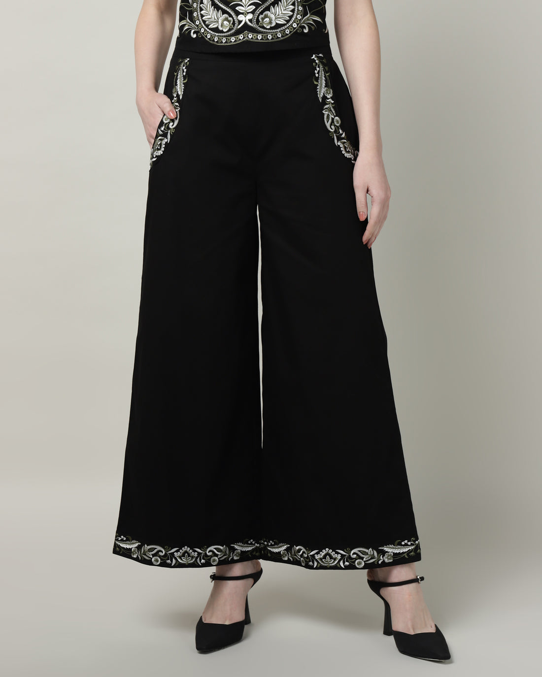 Women’s Black Embroidered Wide-Leg Trousers-3103