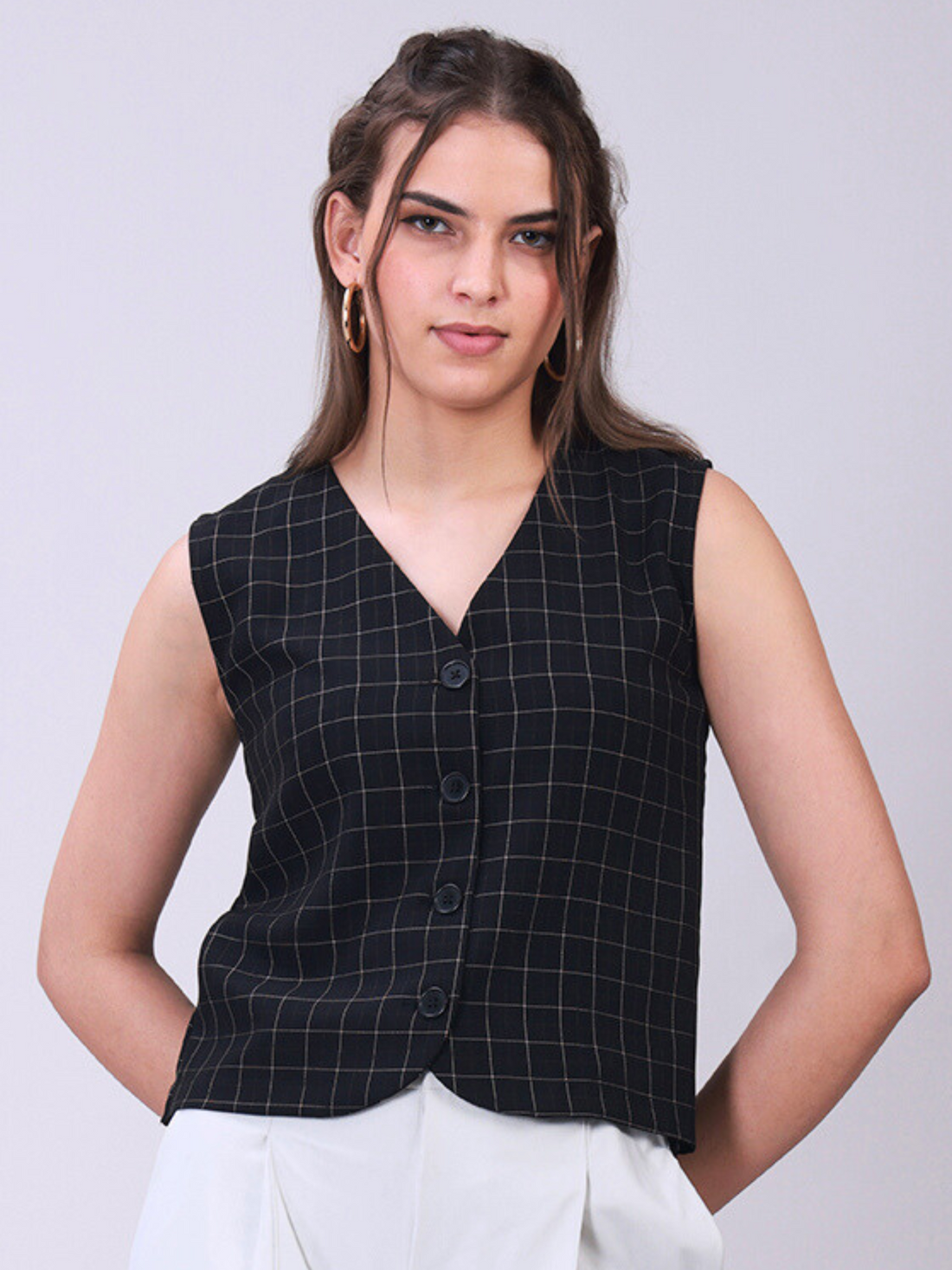 Women’s Black V-Neck Sleeveless Vest in Checked Fabric- 3071